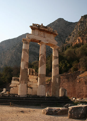 Santuario de Athena Pronaia